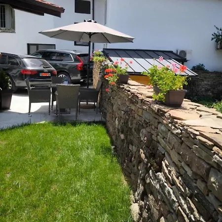 Apartment колеви хаус