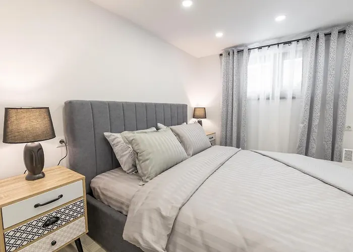 колеви хаус